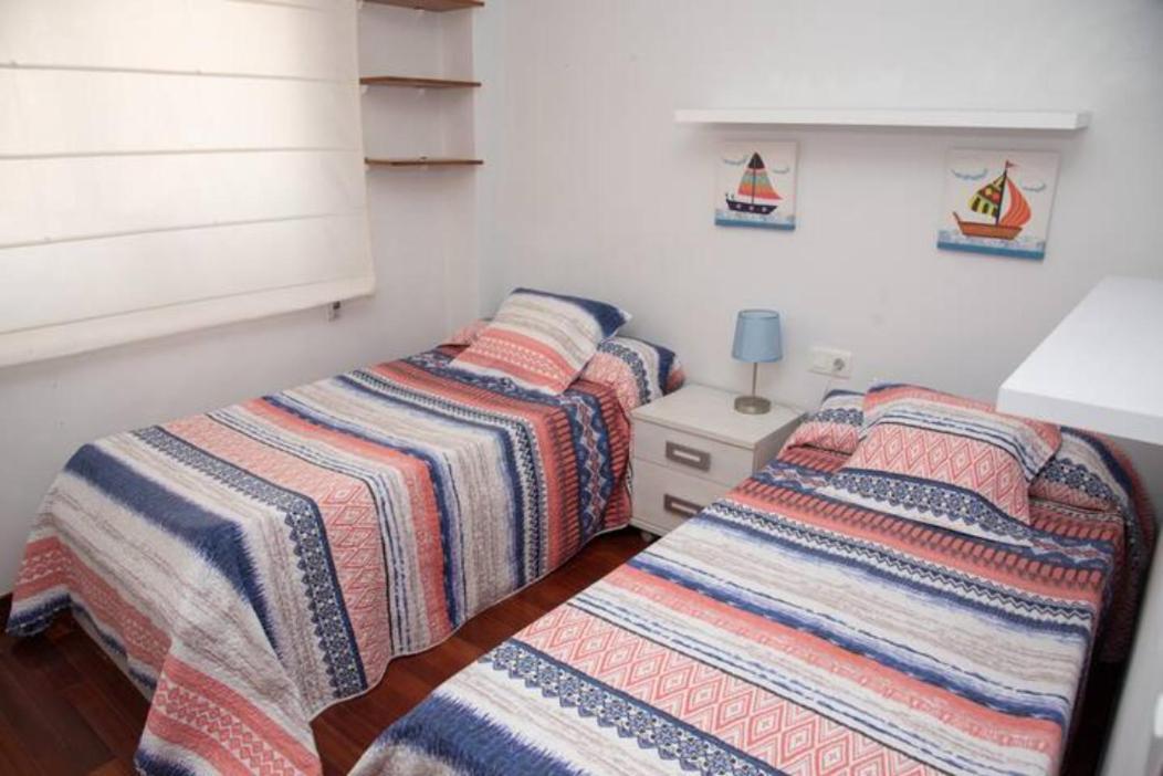 Atico Con Vistas Al Mar Garaje Y Wi-fi Apartment Cangas do Morrazo