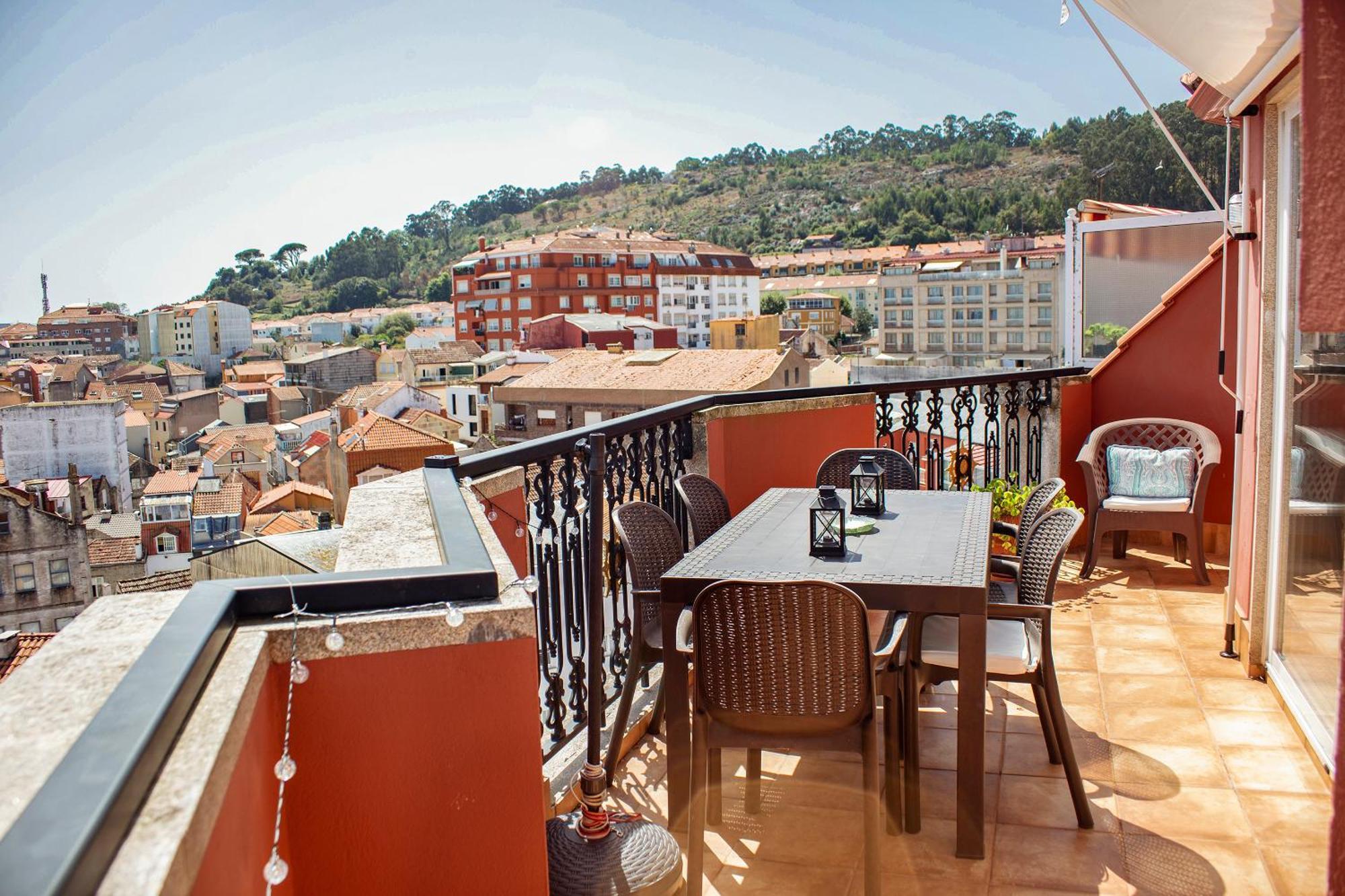 Atico Con Vistas Al Mar Garaje Y Wi-fi Apartment
